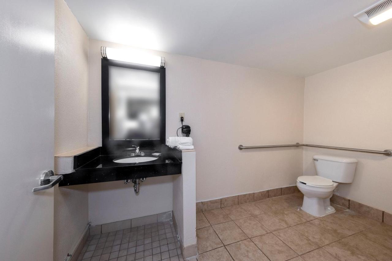 Red Roof Inn Bordentown - Mcguire Afb Екстериор снимка